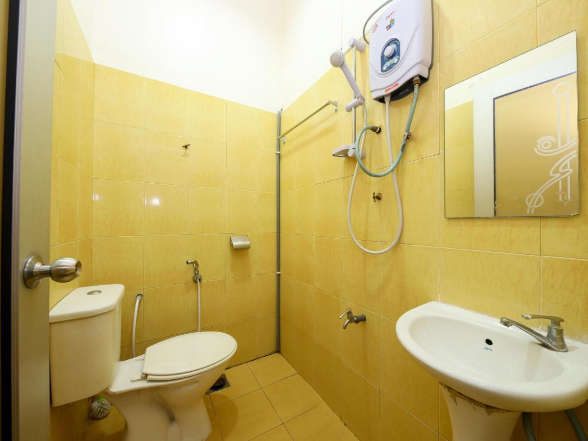 Hotel Oyo 89763 Bluewater Mersing Exterior foto